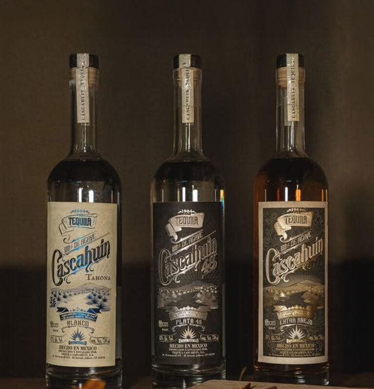 Cascahuin-bottles